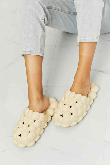 NOOK JOI Laid Back Bubble Slides in Khaki - Heritage Couture  