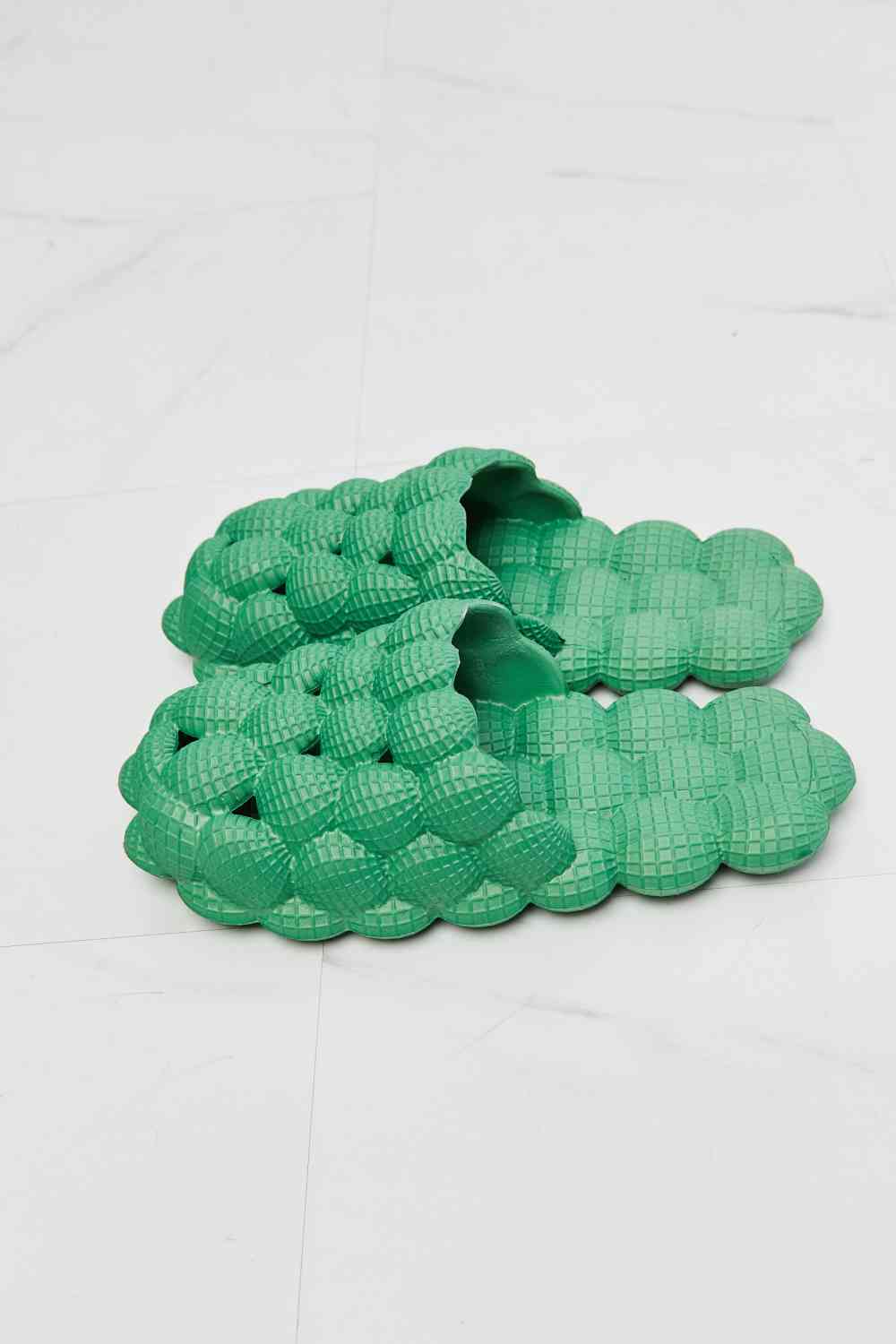 NOOK JOI Laid Back Bubble Slides in Green - Heritage Couture  