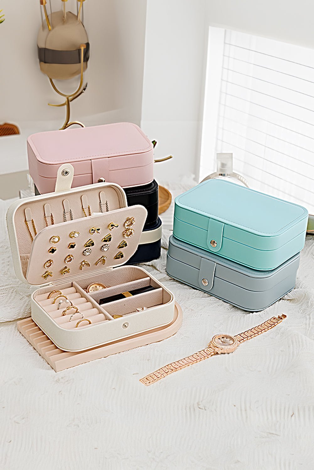 White Multi Layers Lint Lined Buttoned Closure Portable Jewelry Organizer - Heritage Couture  