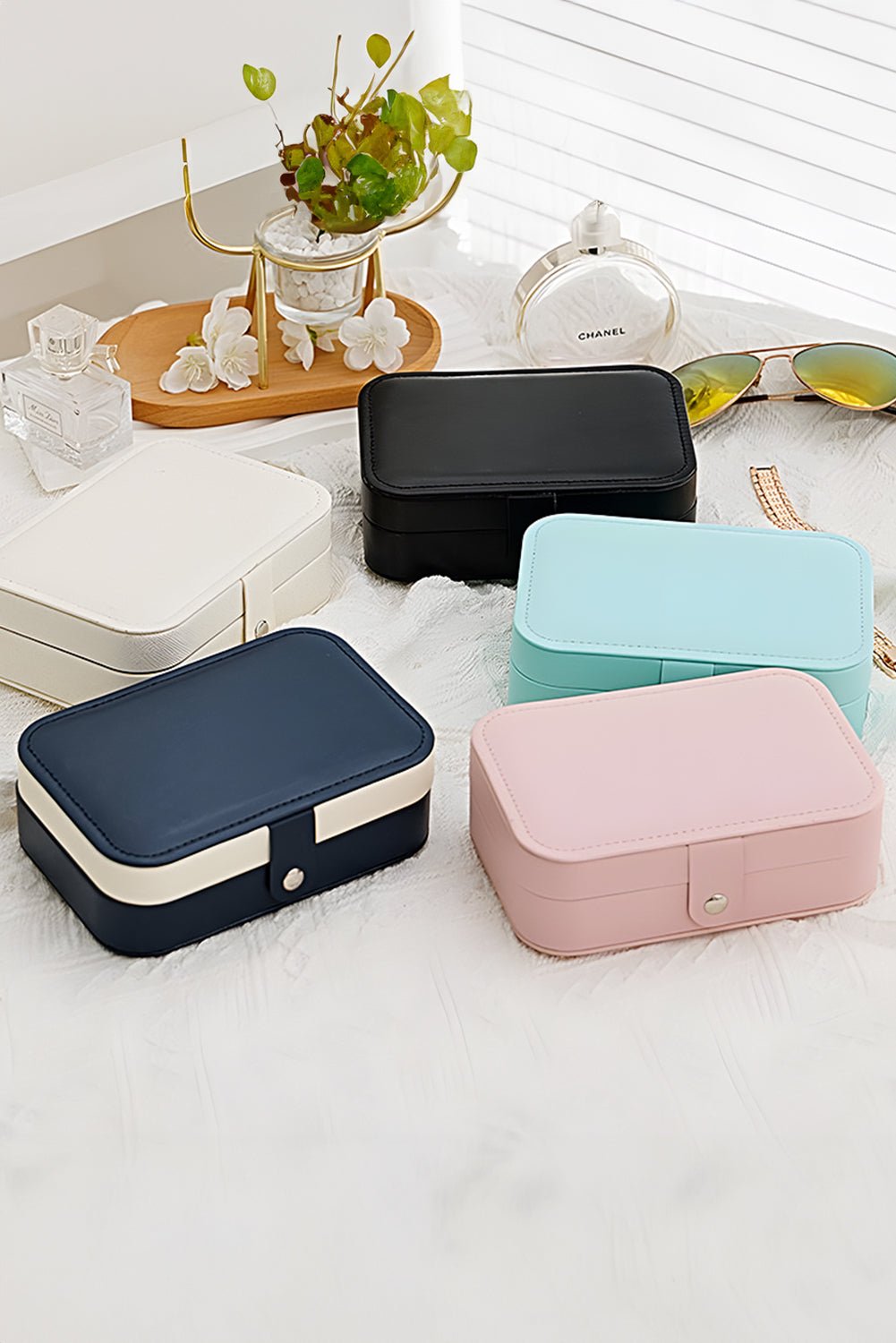 White Multi Layers Lint Lined Buttoned Closure Portable Jewelry Organizer - Heritage Couture  